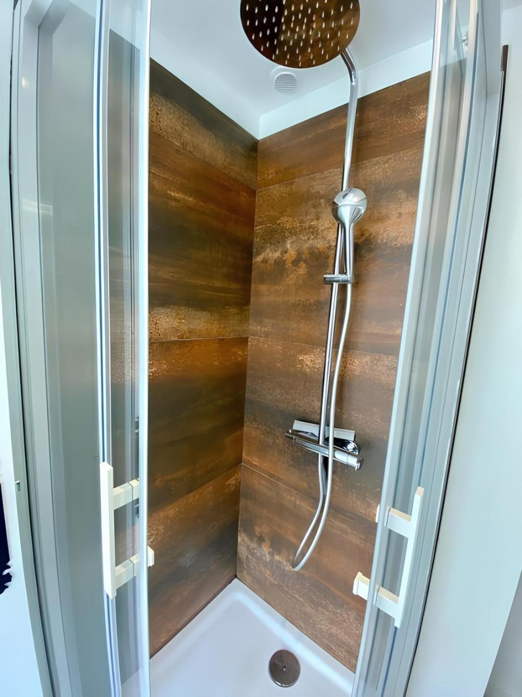 Maison Familiale Avec Exterieur Menage Et Linges Inclus Rouen Ngoại thất bức ảnh
